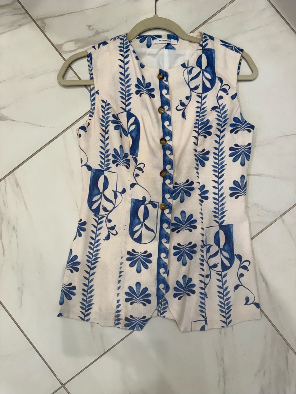 Peppermayo SET White Blue Floral Print Vest WITH Short Skirt - Picture 9 of 9